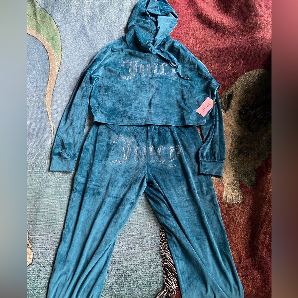 New with tags teal blue juicy couture set rhinestoned
